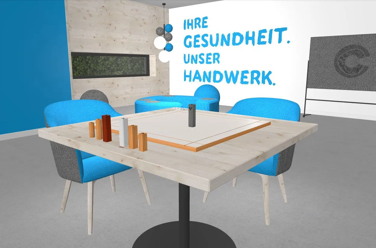 Sala virtual con el estilo de IKK classic: tablero sistémico con figuras de madera, rótulo en la pared “Ihre Gesundheit. Unser Handwerk.”